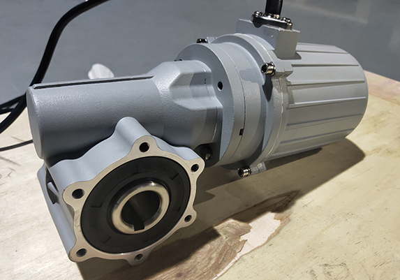 自動(dòng)化洗車機(jī)專用減速機(jī)行業(yè)專用減速機(jī)