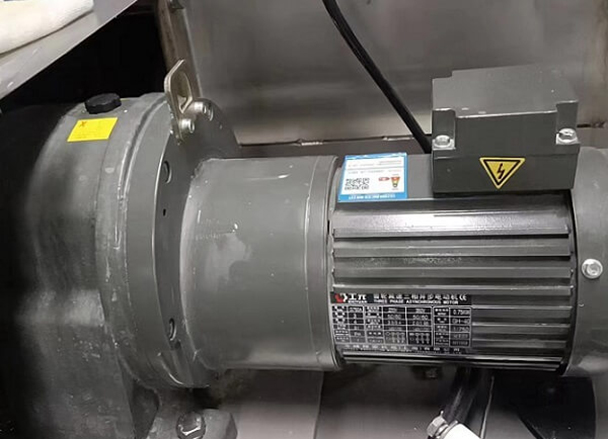 士元減速機 750W大數(shù)比減速電機在自動化設(shè)備上的應(yīng)用 拷貝.jpg